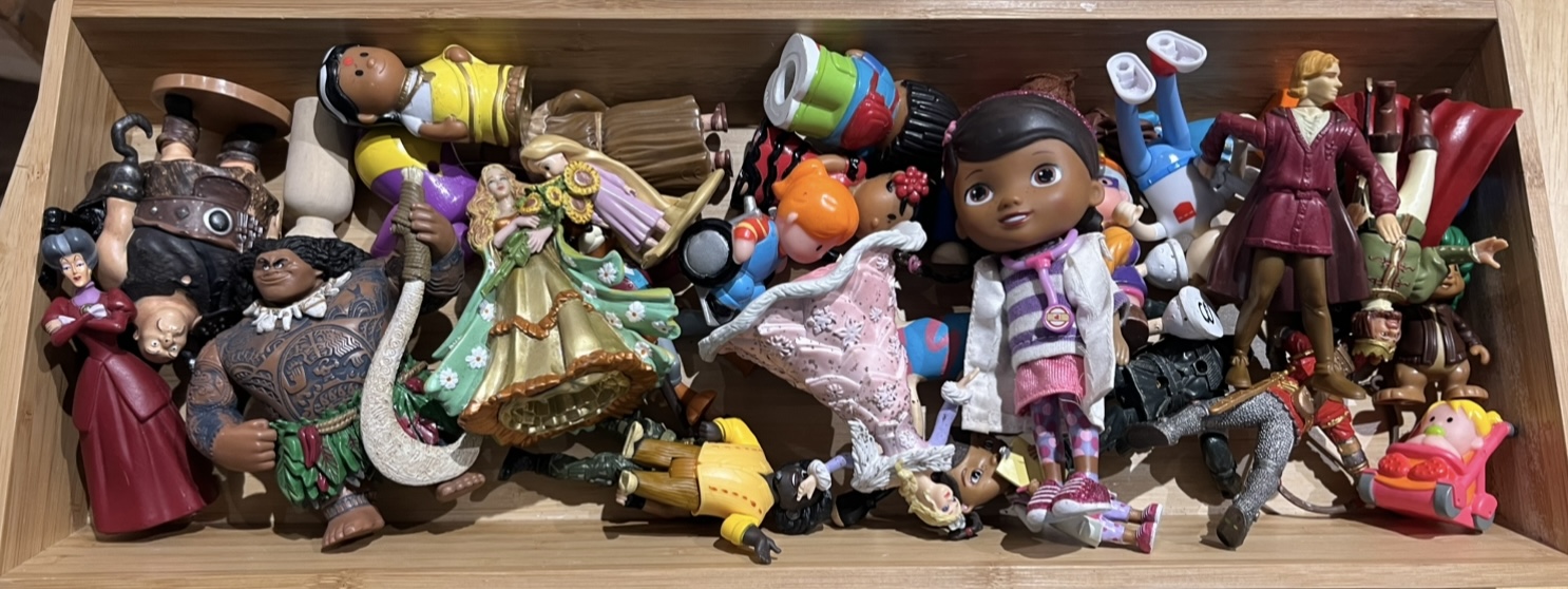 Play Therapy Tool Kit People & Figures